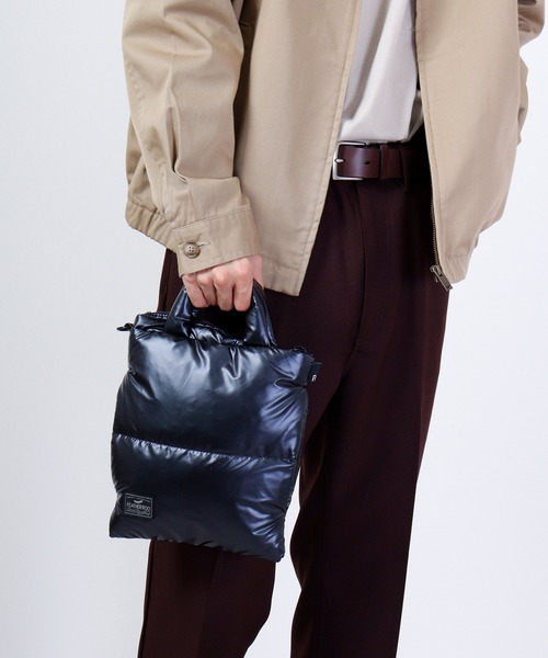 ROOTOTE（ルートート）の「ROOTOTE　フェザールー中綿サコッシュ（ショルダーバッグ・メンズ・ブルー系その他/グリーン系その他/ブラック×ブルー/イエロー/ピンク/カーキ/シルバー系その他/ブラック・FREE）」の2枚目の写真