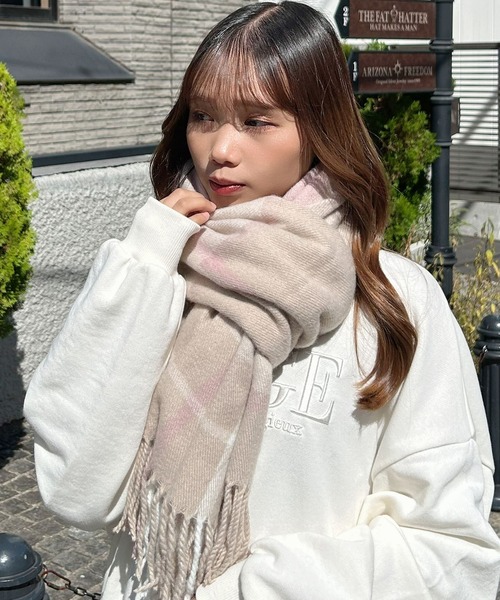 INGNI(イング)の「アソートチェックストール(ストール/ショール・レディース・ピンク/グレー系その他/ラベンダー/ベージュ・ONE SIZE)」の3枚目の写真