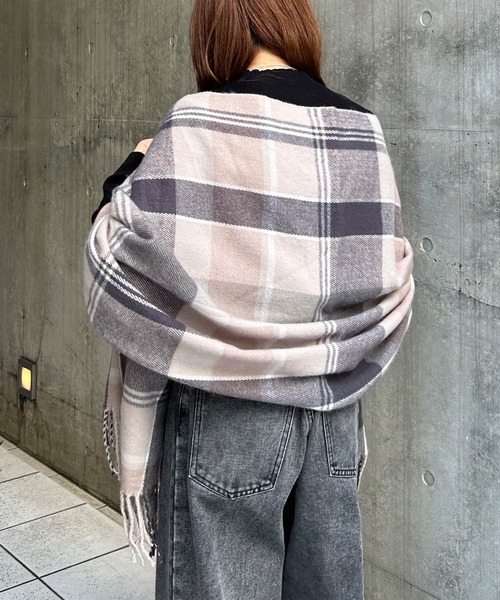 INGNI(イング)の「アソートチェックストール(ストール/ショール・レディース・ピンク/グレー系その他/ラベンダー/ベージュ・ONE SIZE)」の15枚目の写真