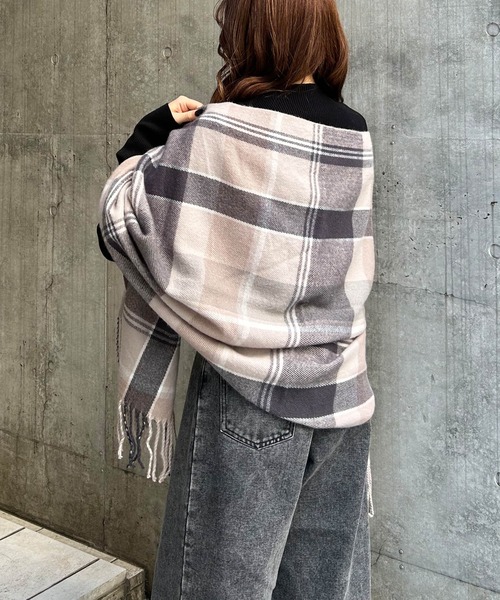 INGNI(イング)の「アソートチェックストール(ストール/ショール・レディース・ピンク/グレー系その他/ラベンダー/ベージュ・ONE SIZE)」の16枚目の写真