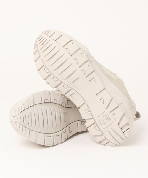 AKIII CLASSIC（アキクラシック）の「【AKIII CLASSIC】 URBAN TRACKER（スニーカー・レディース・ベージュ・23.5cm/25.0cm/24.5cm/24.0cm/23.0cm/27.0cm/28.0cm/26.0cm）」の3枚目の写真