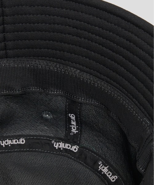 Design Tshirts Store graniph（デザイン　ティーシャツ　ストア　グラニフ）の「FRUIT OF THE LOOM× graniph LAMCHP SWEAT BUCKET HAT（ハット・メンズ・チャコール・FREE）」の8枚目の写真