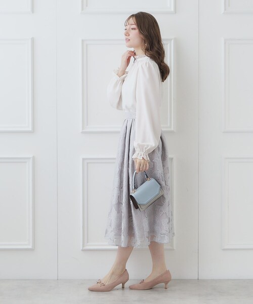 couture brooch（クチュールブローチ）の「◆【2024春新作】【前後2WAY】エンブロレースブラウス（シャツ/ブラウス・レディース・オフホワイト/ブラック/ライトグレー/ピンク・36/38/40/42）」の21枚目の写真