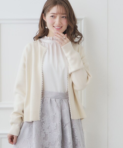 couture brooch（クチュールブローチ）の「◆【2024春新作】【前後2WAY】エンブロレースブラウス（シャツ/ブラウス・レディース・オフホワイト/ブラック/ライトグレー/ピンク・36/38/40/42）」の12枚目の写真