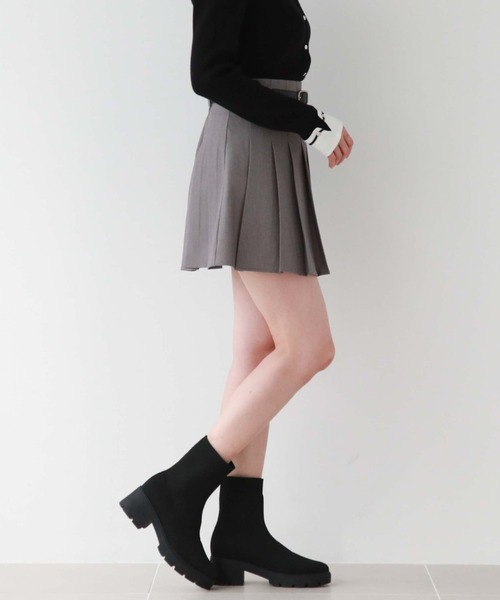 archives(アルシーヴ)の「ハイウエストプリーツミニスカート(スカート・レディース・グレー/アイボリー/ベージュ/ブラック・MEDIUM)」の22枚目の写真