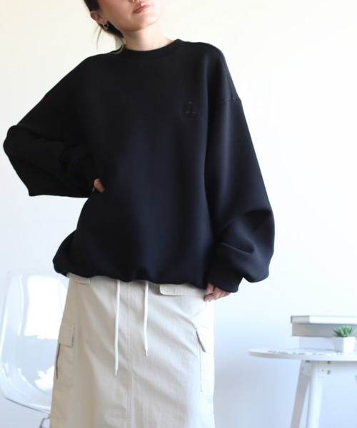 aimoha(アイモハ)の「英文字刺繍ビッグシルエットエアスウェット(スウェット・レディース・ブラック/ライトグレー/ベージュ/ライトグリーン/ネイビー・FREE)」の7枚目の写真