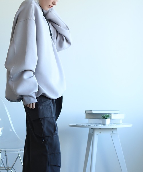 aimoha(アイモハ)の「英文字刺繍ビッグシルエットエアスウェット(スウェット・レディース・ブラック/ライトグレー/ベージュ/ライトグリーン/ネイビー・FREE)」の11枚目の写真