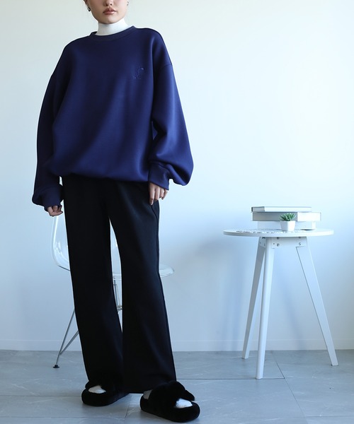 aimoha(アイモハ)の「英文字刺繍ビッグシルエットエアスウェット(スウェット・レディース・ブラック/ライトグレー/ベージュ/ライトグリーン/ネイビー・FREE)」の17枚目の写真
