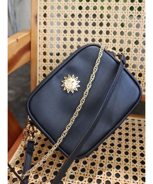 EVRIS（エヴリス）の「SUNNYダブルショルダーBAG（ショルダーバッグ・レディース・ホワイト/シルバー/ゴールド/ピンク/ゴールド系その他・FREE）」の4枚目の写真