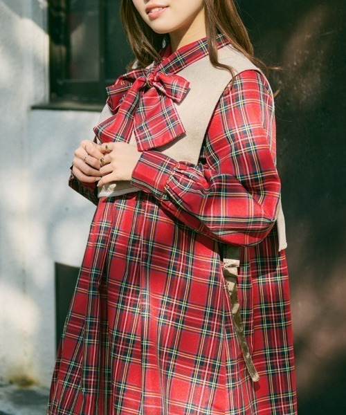 kutir（クティール）の「【クティールとレトロ】セットアップ着用可　サイドリボンアソートベスト（ベスト・レディース・ネイビー/モカ/ダークブルー/ベージュ・FREE）」の8枚目の写真