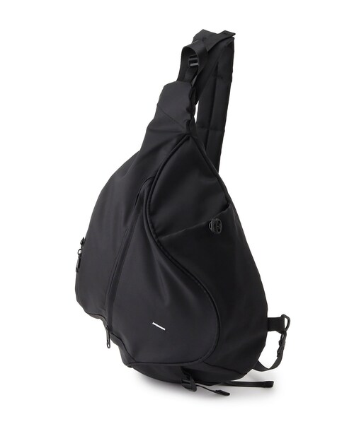 tk.TAKEO KIKUCHI(ティーケータケオキクチ)の「◆ワンショルダーボディバッグ(ボディバッグ/ウエストポーチ・レディース・ブラック・00)」の2枚目の写真