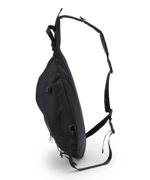 tk.TAKEO KIKUCHI(ティーケータケオキクチ)の「◆ワンショルダーボディバッグ(ボディバッグ/ウエストポーチ・レディース・ブラック・00)」の4枚目の写真