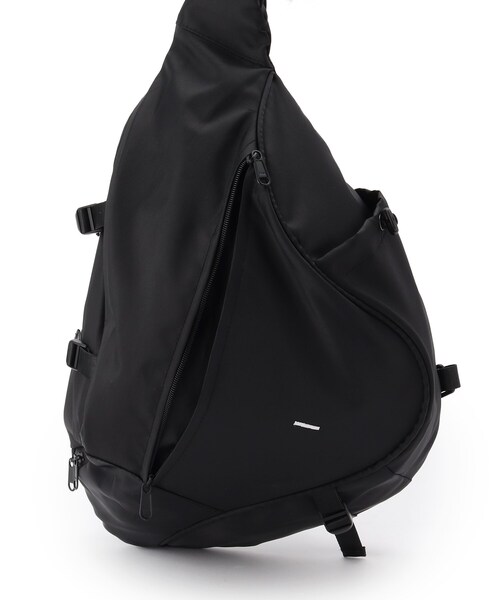 tk.TAKEO KIKUCHI(ティーケータケオキクチ)の「◆ワンショルダーボディバッグ(ボディバッグ/ウエストポーチ・レディース・ブラック・00)」の9枚目の写真