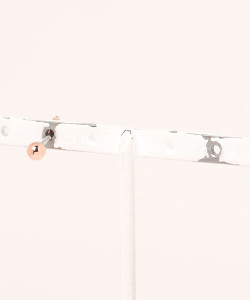 tone(トーン)の「【Peony/ピオニー】/サージカルステンレス316L ビジューフラワースタッドピアス(ピアス(片耳用)・レディース・ピンクゴールド/シルバー/ゴールド・FREE)」の4枚目の写真