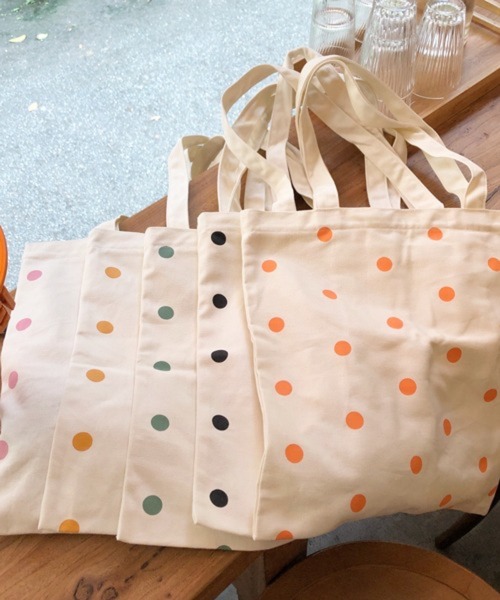 Pochi Pouch（ポチポーチ）の「Pochi Pouch/カラー ドット柄 トートバッグ（トートバッグ・レディース・イエロー/ピンク・FREE）」の13枚目の写真