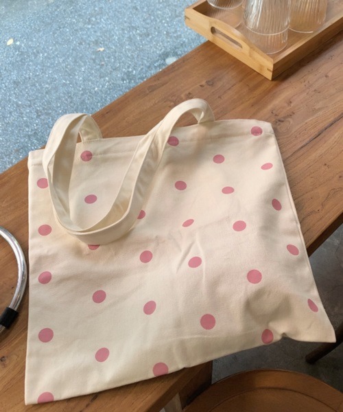 Pochi Pouch（ポチポーチ）の「Pochi Pouch/カラー ドット柄 トートバッグ（トートバッグ・レディース・イエロー/ピンク・FREE）」の16枚目の写真