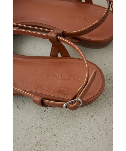 AZUL by moussy(アズールバイマウジー)の「バックオープンローヒールパンプス(パンプス・レディース・ブラック/ブラウン・LL/LARGE/MEDIUM/SMALL)」の4枚目の写真