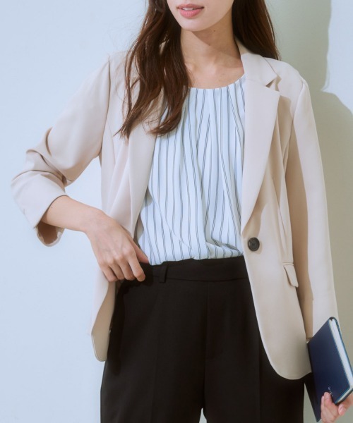 7days Life Styling(セブンデイズライフスタイリング)の「【UVカット】ストレッチダブルクロス7分袖テーラードジャケット (洗濯機OK)(テーラードジャケット・レディース・ネイビー/ライトグレー/ライトベージュ/ブラック・S/M/L/LL)」の3枚目の写真