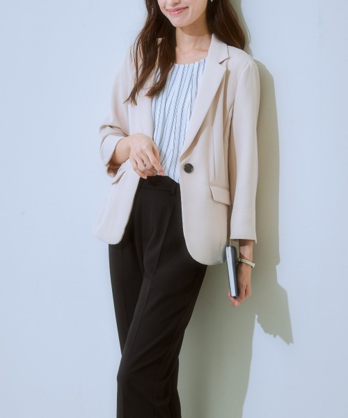 7days Life Styling(セブンデイズライフスタイリング)の「【UVカット】ストレッチダブルクロス7分袖テーラードジャケット (洗濯機OK)(テーラードジャケット・レディース・ネイビー/ライトグレー/ライトベージュ/ブラック・S/M/L/LL)」の9枚目の写真