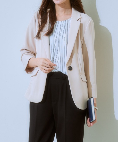 7days Life Styling(セブンデイズライフスタイリング)の「【UVカット】ストレッチダブルクロス7分袖テーラードジャケット (洗濯機OK)(テーラードジャケット・レディース・ネイビー/ライトグレー/ライトベージュ/ブラック・S/M/L/LL)」の7枚目の写真