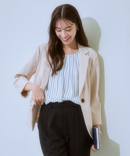 7days Life Styling(セブンデイズライフスタイリング)の「【UVカット】ストレッチダブルクロス7分袖テーラードジャケット (洗濯機OK)(テーラードジャケット・レディース・ネイビー/ライトグレー/ライトベージュ/ブラック・S/M/L/LL)」の11枚目の写真