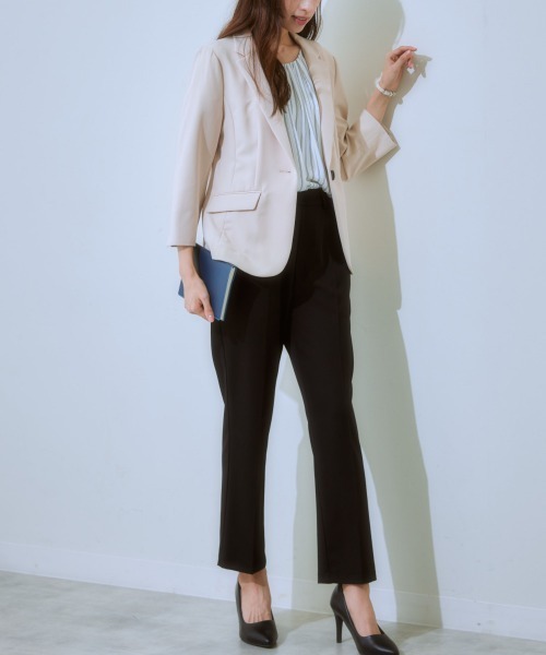 7days Life Styling(セブンデイズライフスタイリング)の「【UVカット】ストレッチダブルクロス7分袖テーラードジャケット (洗濯機OK)(テーラードジャケット・レディース・ネイビー/ライトグレー/ライトベージュ/ブラック・S/M/L/LL)」の14枚目の写真