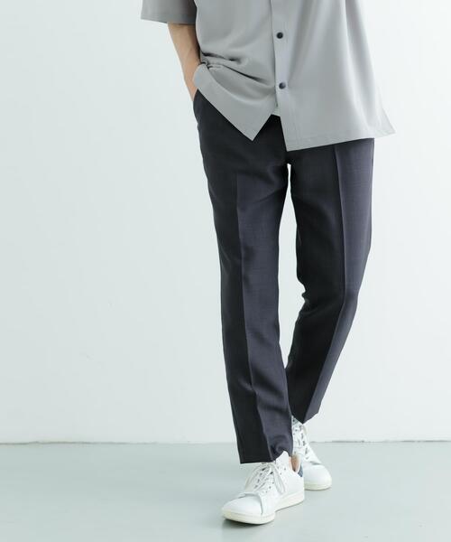 ITEMS URBANRESEARCH(アイテムズ アーバンリサーチ)の「ポリエステルトロ イージーパンツ(その他パンツ・メンズ・ベージュ/ブラック/グレー・MEDIUM/LARGE)」の5枚目の写真