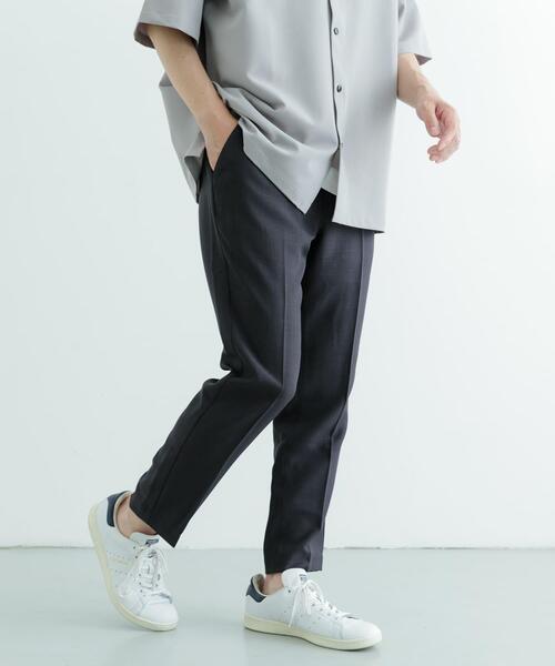 ITEMS URBANRESEARCH(アイテムズ アーバンリサーチ)の「ポリエステルトロ イージーパンツ(その他パンツ・メンズ・ベージュ/ブラック/グレー・MEDIUM/LARGE)」の7枚目の写真