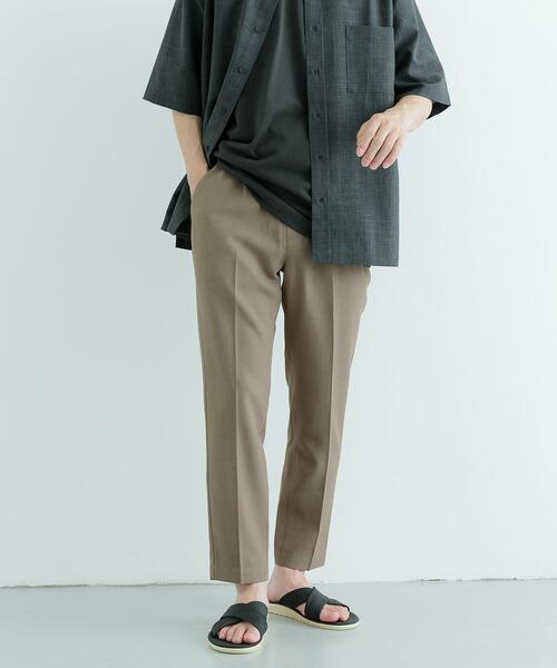 ITEMS URBANRESEARCH(アイテムズ アーバンリサーチ)の「ポリエステルトロ イージーパンツ(その他パンツ・メンズ・ベージュ/ブラック/グレー・MEDIUM/LARGE)」の12枚目の写真