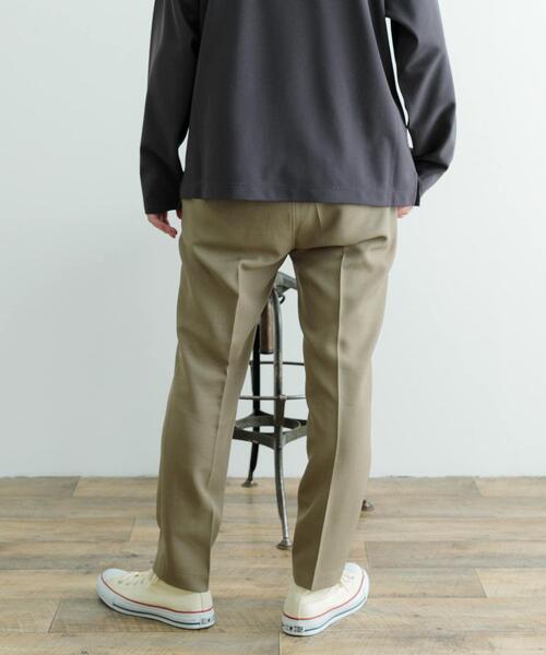 ITEMS URBANRESEARCH(アイテムズ アーバンリサーチ)の「ポリエステルトロ イージーパンツ(その他パンツ・メンズ・ベージュ/ブラック/グレー・MEDIUM/LARGE)」の22枚目の写真