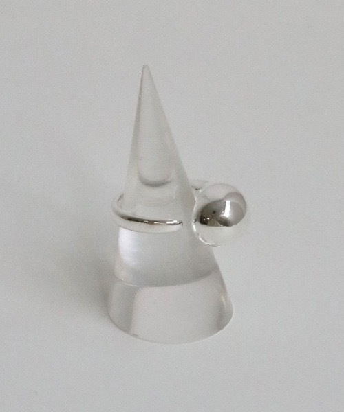 jumelle（ジュメロ）の「plump ring（リング・レディース・シルバー/ゴールド・FREE）」の2枚目の写真