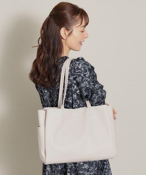 ITS'DEMO（イッツデモ）の「◆【通勤】収納A4ヨコトート（トートバッグ・レディース・ピンク系/ナチュラル/アイボリー/ブラック/ブラウン系・00）」の19枚目の写真