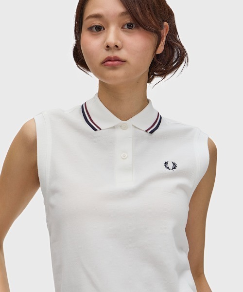 FRED PERRY（フレッドペリー）の「The Fred Perry Shirt - G7200／ノースリーブポロシャツ（ポロシャツ・レディース・ホワイト/ネイビー/ブラック/ライトピンク/オレンジ系その他/ホワイト系その他・8/10/6）」の21枚目の写真