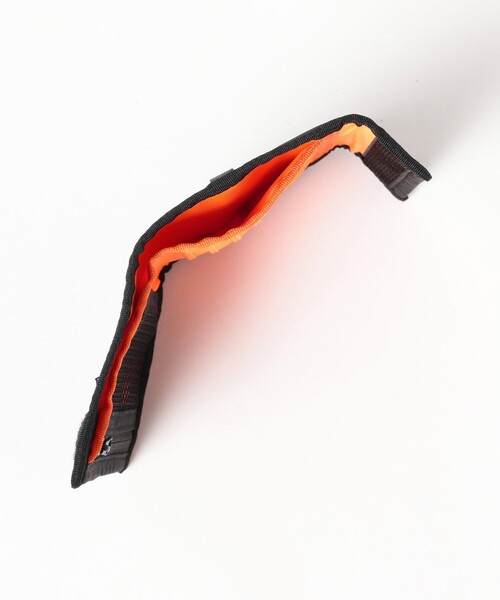 bpr BEAMS(ビーピーアール ビームス )の「カラー ウォレット(財布・メンズ・イエロー/ピンク/ブラック/グリーン/ブルー/オレンジ・ONE SIZE)」の17枚目の写真