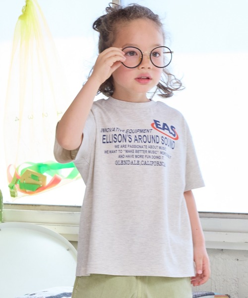Life Support Products（ライフサポートプロダクツ）の「デイリープリントTee（80～150cm）（Tシャツ/カットソー・キッズ・ブルー/レッド/オフホワイト/パープル/ブラック/ネイビー/グリーン/アイボリー/エメラルド/ライトグレー/ライトピンク/グレー系その他/チャコール/ホワイト系その他/杢グレー/キナリ/ターコイズブルー/ライム/イエロー/オレンジ・80/120/110/100/90/140/95/130/150）」の4枚目の写真