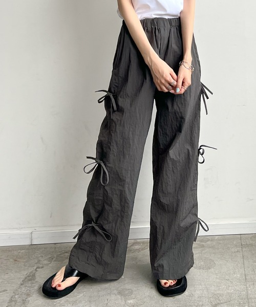 Futier land(フューティアランド)の「サイドリボンミリタリーパンツ(その他パンツ・レディース・アイボリー/ブラック/チャコールグレー・FREE)」の21枚目の写真