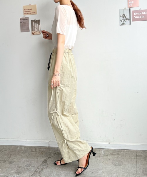 Futier land(フューティアランド)の「サイドリボンミリタリーパンツ(その他パンツ・レディース・アイボリー/ブラック/チャコールグレー・FREE)」の8枚目の写真