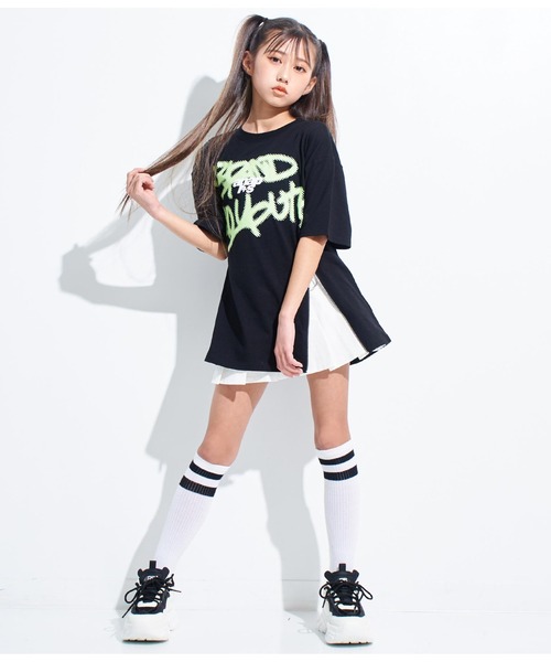 ANAP GiRL(アナップガール)の「ANAPR+S【リラスポ】グラフィティーロゴ前ZIPオーバーTシャ(Tシャツ/カットソー・キッズ・イエロー×グリーン/ブラック/ホワイト・XS/S/M)」の9枚目の写真