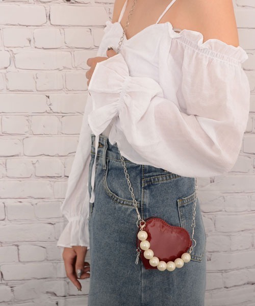 VIBGYOR Women（ヴィブジョー　ウィメン）の「【float】ハートモチーフ シルバーチェーン パール ショルダーバッグ/ハンドバッグ（ショルダーバッグ・レディース・ブラック/シルバー/レッド/ピンク・FREE）」の11枚目の写真