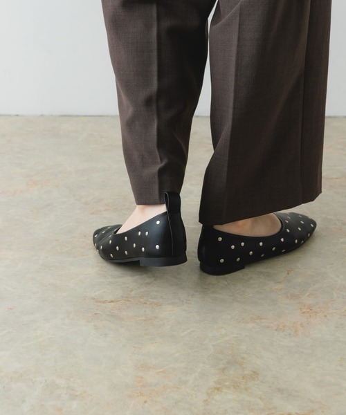 RODE SKO（ロデスコ）の「スタッズフラットシューズ（パンプス・レディース・ベージュ系その他/ブラック・36/37/38）」の14枚目の写真