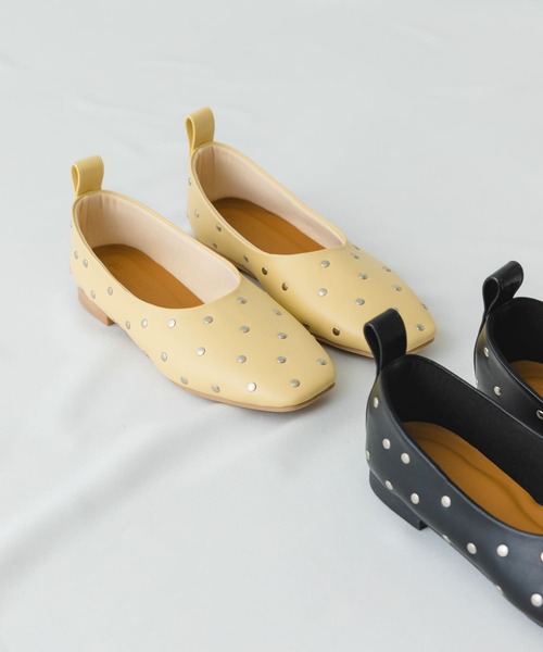 セール】スタッズフラットシューズ（パンプス）｜RODE SKO