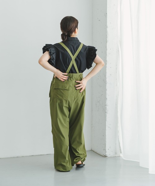 ITEMS URBANRESEARCH（アイテムズ アーバンリサーチ）の「フリルショートブラウス（シャツ/ブラウス・レディース・ストライプ/ブラック・FREE）」の9枚目の写真