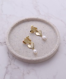 moichou（モイシュ）の「[moichou]淡水パールダブルハートイヤリング（イヤリング）」