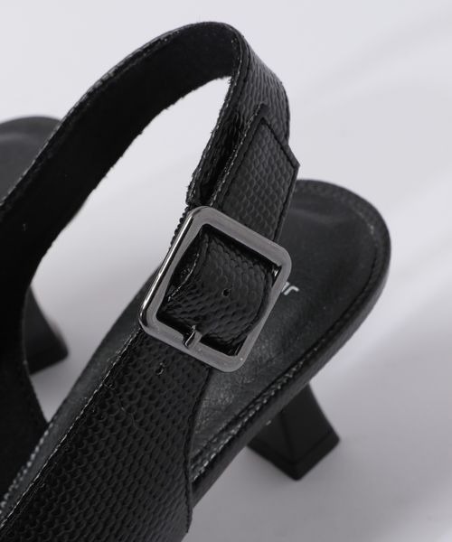 JEANASIS（ジーナシス）の「クロスポインテッドパンプス/133904（パンプス・レディース・シルバー/レッド/ブラック・MEDIUM/LARGE）」の18枚目の写真