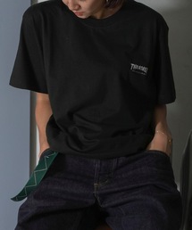 THRASHER（スラッシャー）の「HOMETOWN emb S S T-SHIRTS スラッシャーボックスシルエットワンポイント刺繍ブランドロゴ半袖Tシャツ（Tシャツ/カットソー）」