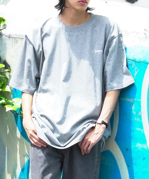セール】HOMETOWN emb S/S T-SHIRTS/スラッシャーボックスシルエット セール】HOMETOWN emb S/S T-SHIRTS/スラッシャーボックスシルエット