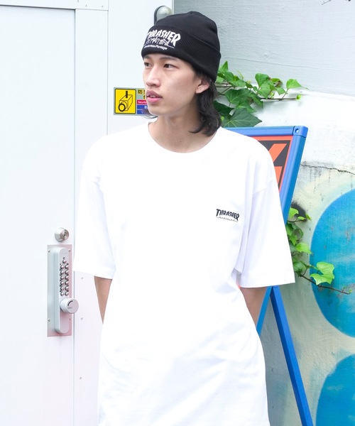THRASHER(スラッシャー)の「HOMETOWN emb S/S T-SHIRTS/スラッシャーボックスシルエットワンポイント刺繍ブランドロゴ半袖Tシャツ(Tシャツ/カットソー・メンズ・ブラック×ホワイト/ネイビー/ブラック×グリーン/グレー×ホワイト/ホワイト×ブラック/ホワイト×ブルー・LARGE/MEDIUM/XX-LARGE/X-LARGE)」の21枚目の写真
