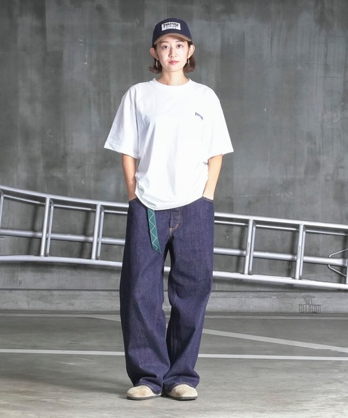 THRASHER(スラッシャー)の「HOMETOWN emb S/S T-SHIRTS/スラッシャーボックスシルエットワンポイント刺繍ブランドロゴ半袖Tシャツ(Tシャツ/カットソー・メンズ・ブラック×ホワイト/ネイビー/ブラック×グリーン/グレー×ホワイト/ホワイト×ブラック/ホワイト×ブルー・LARGE/MEDIUM/XX-LARGE/X-LARGE)」の11枚目の写真