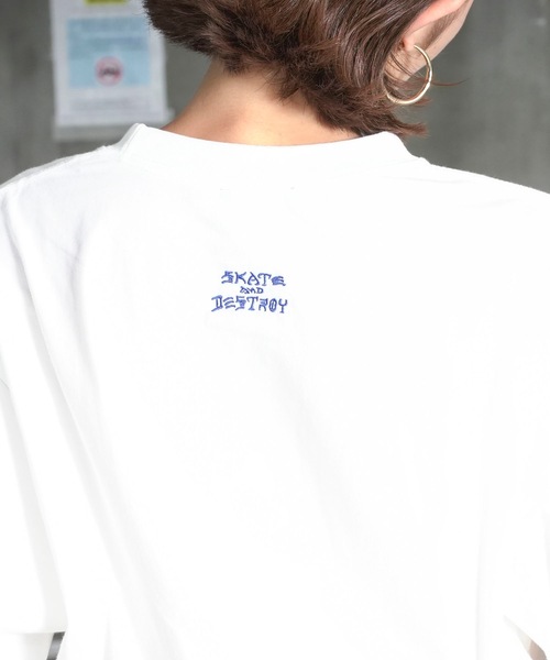 THRASHER(スラッシャー)の「HOMETOWN emb S/S T-SHIRTS/スラッシャーボックスシルエットワンポイント刺繍ブランドロゴ半袖Tシャツ(Tシャツ/カットソー・メンズ・ブラック×ホワイト/ネイビー/ブラック×グリーン/グレー×ホワイト/ホワイト×ブラック/ホワイト×ブルー・LARGE/MEDIUM/XX-LARGE/X-LARGE)」の18枚目の写真