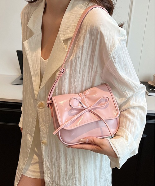 新品未使用 MaisondeFLEUR ビジューリボンスクエアショルダーバッグ セール】ビジューリボンスクエアポシェット（ショルダーバッグ
